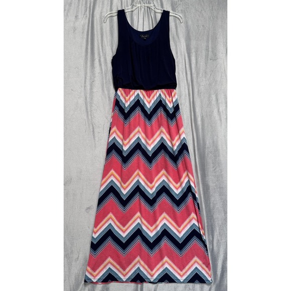 Trixxi Dresses & Skirts - Trixxi Dress Womens Large Navy Pink Chevron Sleeveless Scoop Neck Elastic Waist